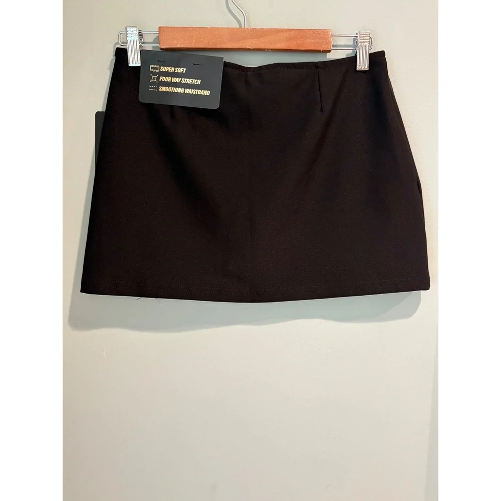 Free Haven Black Bow Accent Mini Skort DR9008 Four Way Stretch Smoothing Waist M